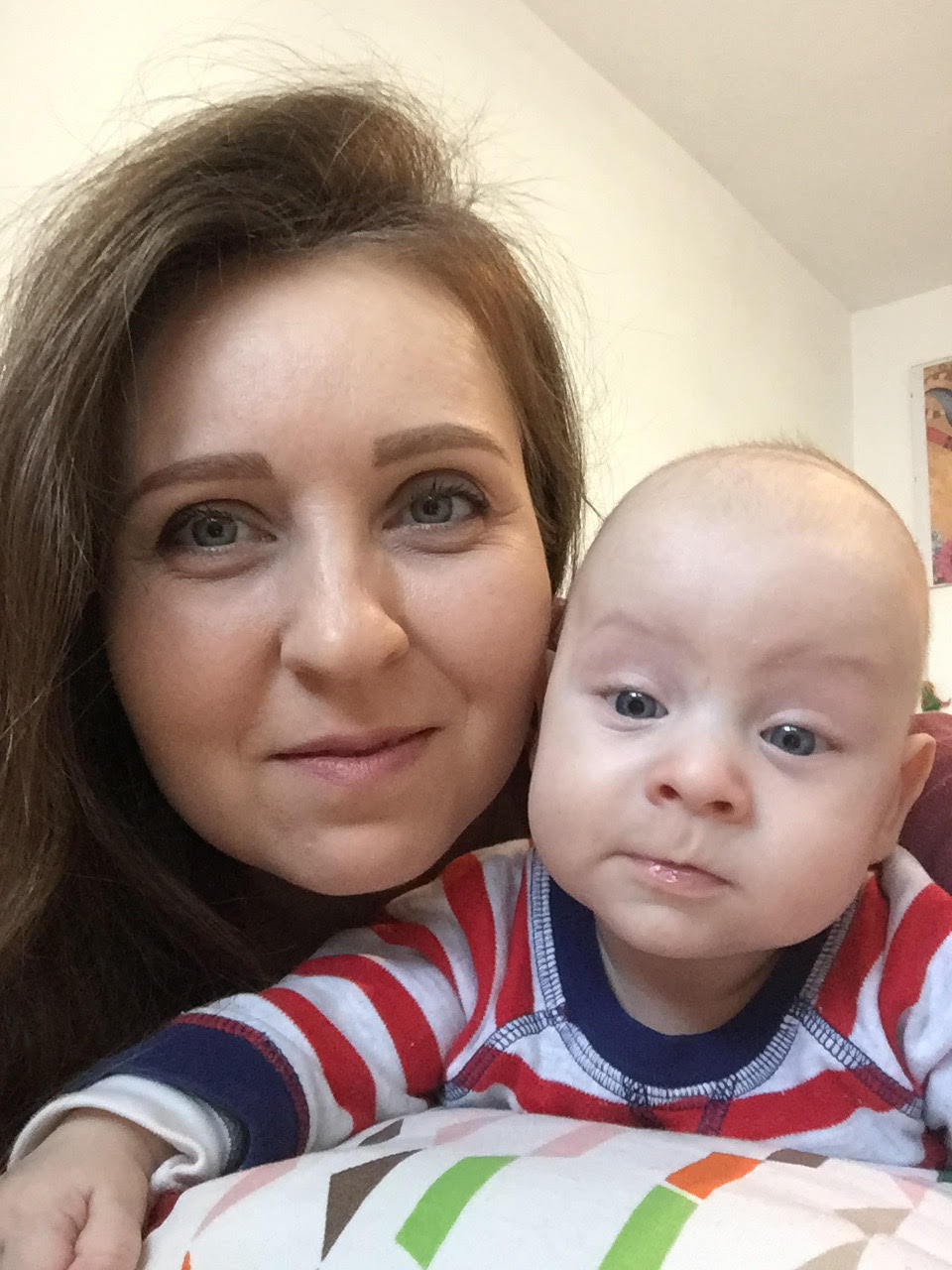 Alăptarea și abcesul - povestea Alinei si a lui bebe Iulian Duta